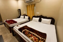 KATHIRESAN RESIDENCY