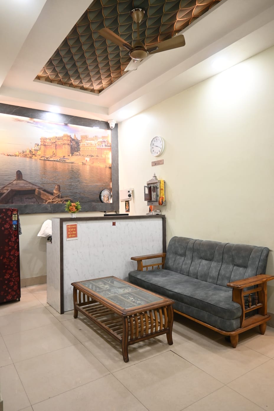 Aditya Guest House - Tap to explore photos