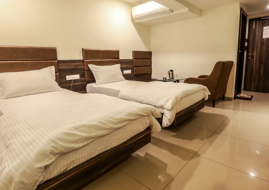 Hotel Alankar Vadodara - Tap to explore photos