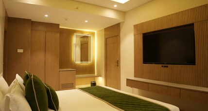 Capitol Residency ( A Premium Business Hotel ) Room Type - Suite Room