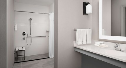 Homewood Suites by Hilton, Riverwalk Room Type - 1KG MOB HR ACC RI-S SUITE