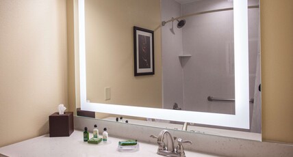 Best Western Plus Inn Of Williams Room Type - 2 Queen Beds, Non-Smoking, Pet Friendly Room, Refrigerator, High Speed Internet Access, Coffee Maker Best Western Plus Inn Of Williams Room Type - 2 Queen Beds, Non-Smoking, Pet Friendly Room, Refrigerator, High Speed Internet Access, Coffee Maker