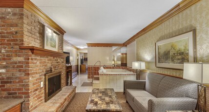 Best Western Fireside Inn Room Type - Suite-1 King Bed, Non-Smoking, Fireplace, Whirlpool, Refrigerator, Full Breakfast Best Western Fireside Inn Room Type - Suite-1 King Bed, Non-Smoking, Fireplace, Whirlpool, Refrigerator, Full Breakfast