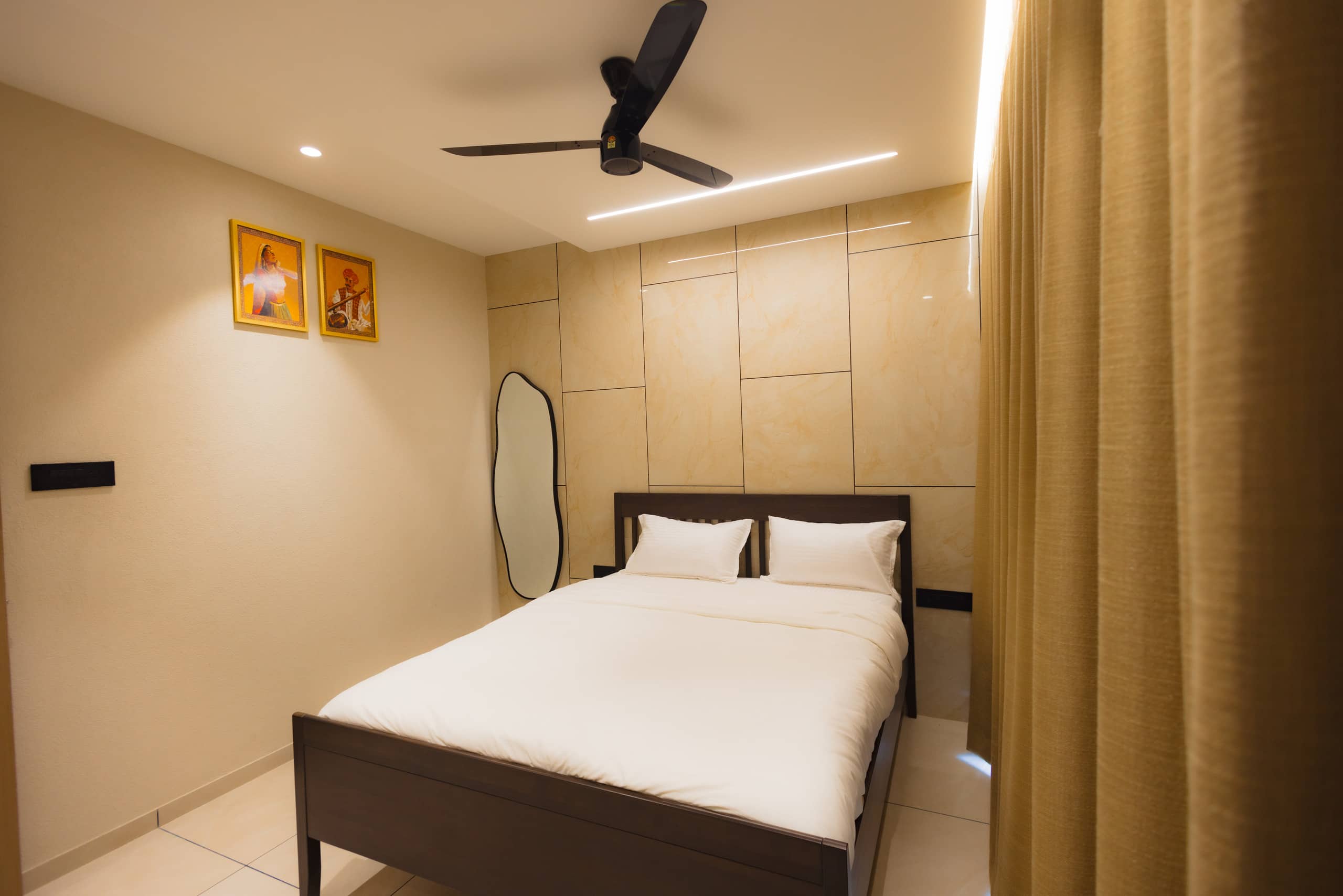 Nirrtul Crystal 1 BHK Apartment Cozy Quite - Tap to explore photos