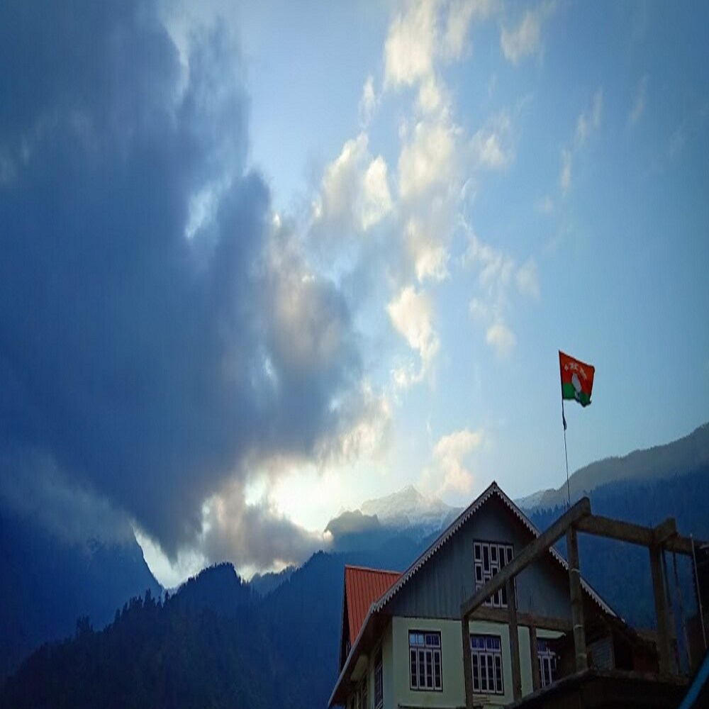 Miracle Home - Tap to explore photos