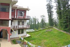 Rooms of Norwin wooden Villa