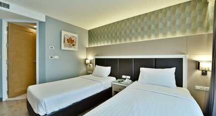 Prestige Suites Nana Room Type - Deluxe Twin Room