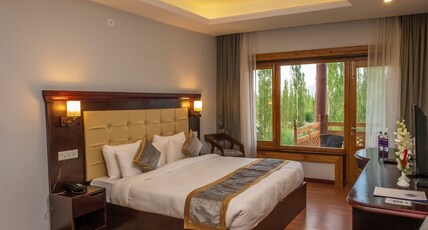HOTEL TRIKAYA Room Type - Trikaya Family Suite