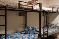 Kohinoor Inn Dormitory and Wi-Fi