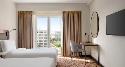 Radisson Hotel Muscat Panorama Room Type - Executive Suite-Lounge Access