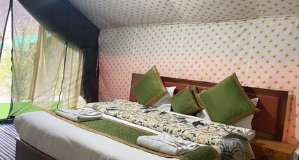 Dune Junction | Cafe and Deluxe Tents Room Type - Deluxe Camp with Mountain View
