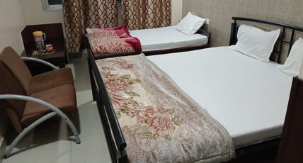 Hotel Shanti Inn Varanasi Room Type - Triple Room