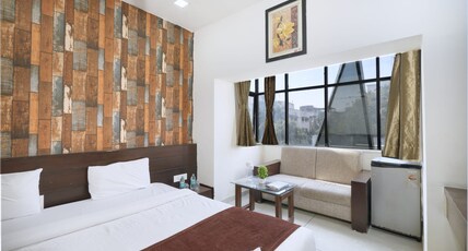 Hotel PALMVIEW RESIDENCY Room Type - DELUX