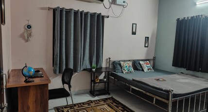 The Human Nest Co Living | 6Mins From ITER College Room Type - Homely Private Room