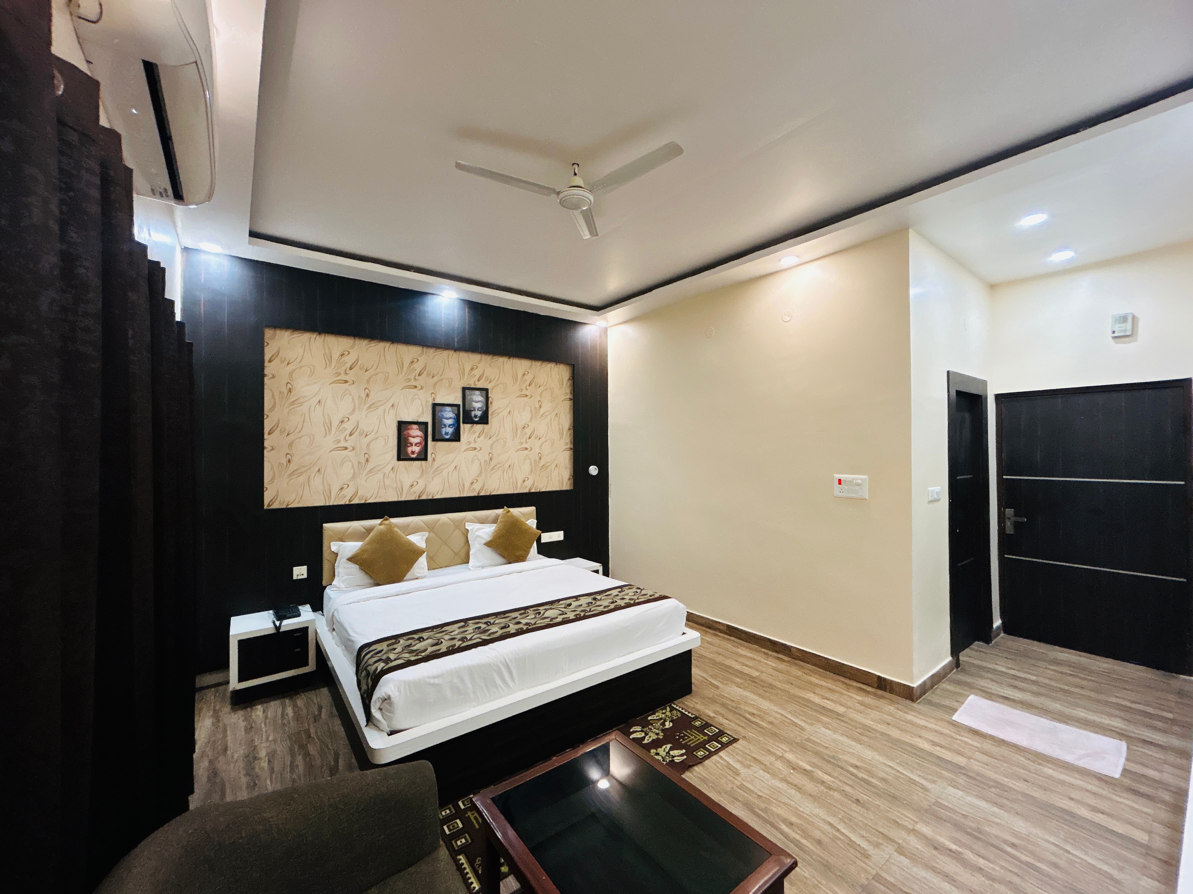 Hotel Mariya International Bodhgaya - Tap to explore photos