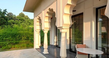 The Oberoi Rajgarh Palace Room Type - Premier Room with Private Garden Twin