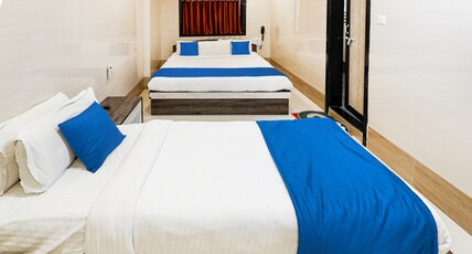 Hotel Suraj Inn Room Type - Super Deluxe AC Room