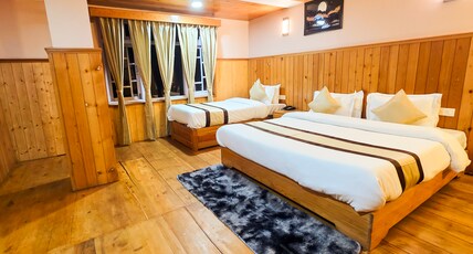Verdant The Vintage Room Type - Master Triple Bed room