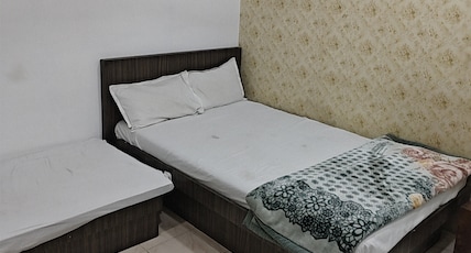 Shubhrit guest house Room Type - Bedroom 4