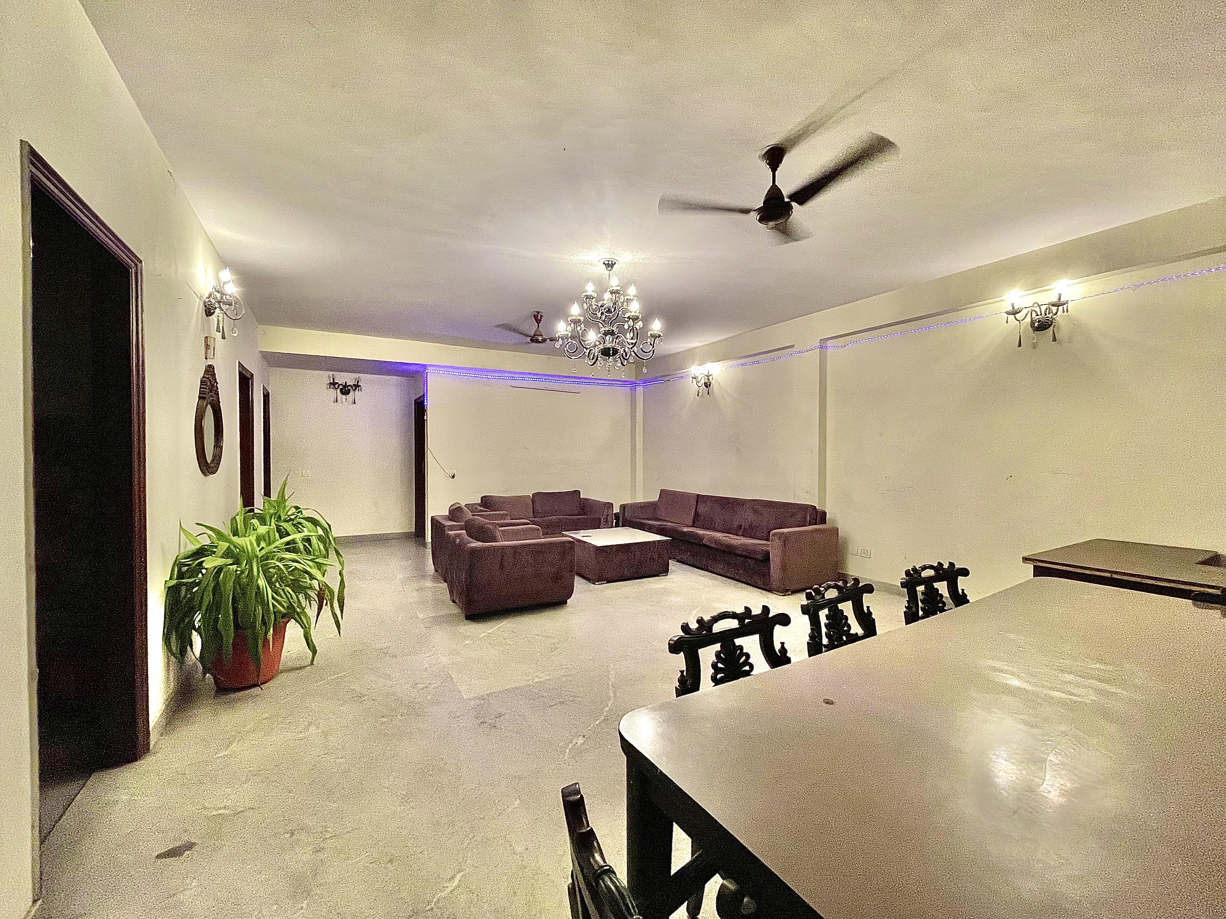 Spacious room with kitchen and washroom - Tap to explore photos