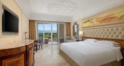 Crowne Plaza RESORT SANYA BAY Room Type - Upgraded Standard Room
