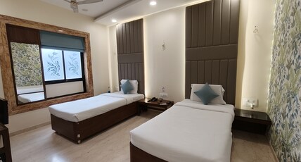 Hotel Raj Palace Room Type - Super Deluxe twin Bedded Ac Room Hotel Raj Palace Room Type - Super Deluxe twin Bedded Ac Room