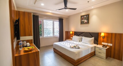 Clarks Inn Bathinda Room Type - Suite Room