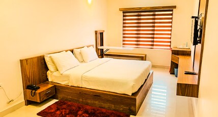 Sea Breeze Rest Inn Room Type - Silver Non A/C Rooms