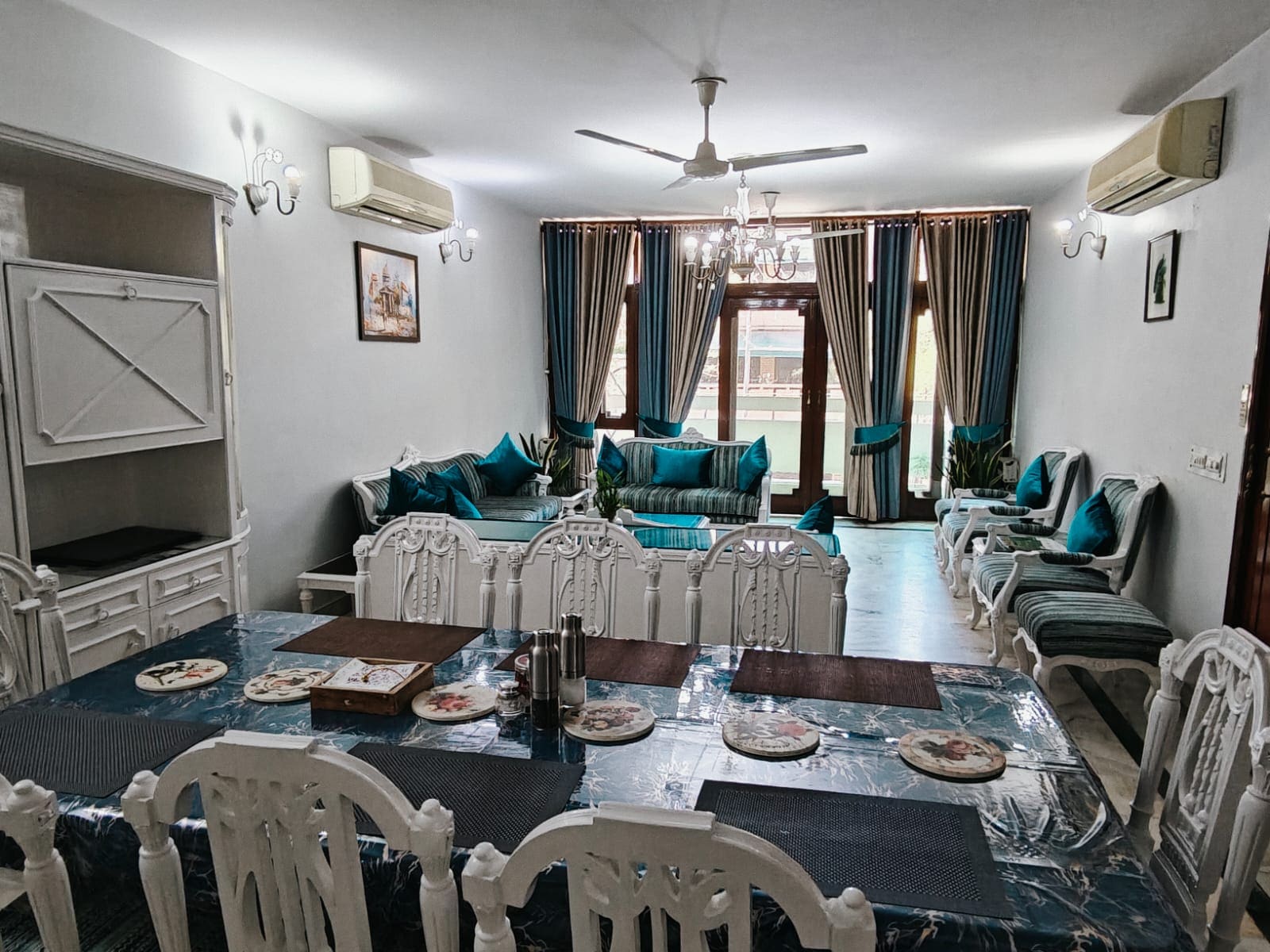 Harmony Suites 4 BHK private apartment in GK2 - Tap to explore photos