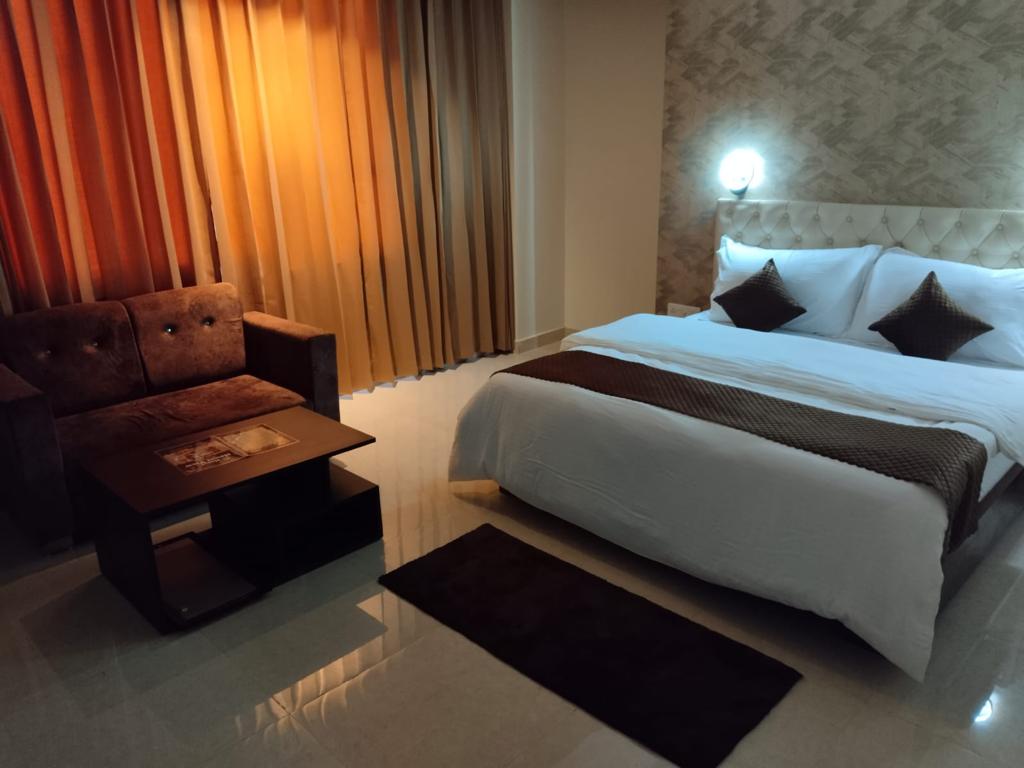 Mount View Hotel Ajmer - Tap to explore photos