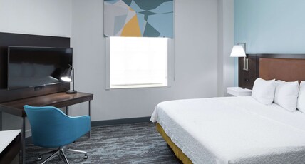 Hampton Inn & Suites by Hilton Atlanta-Downtown Room Type - 1 KING 1BDRM SUITE NOSMOK