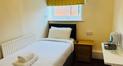 Rothwell House Hotel Room Type - Standard Family of 3 Room