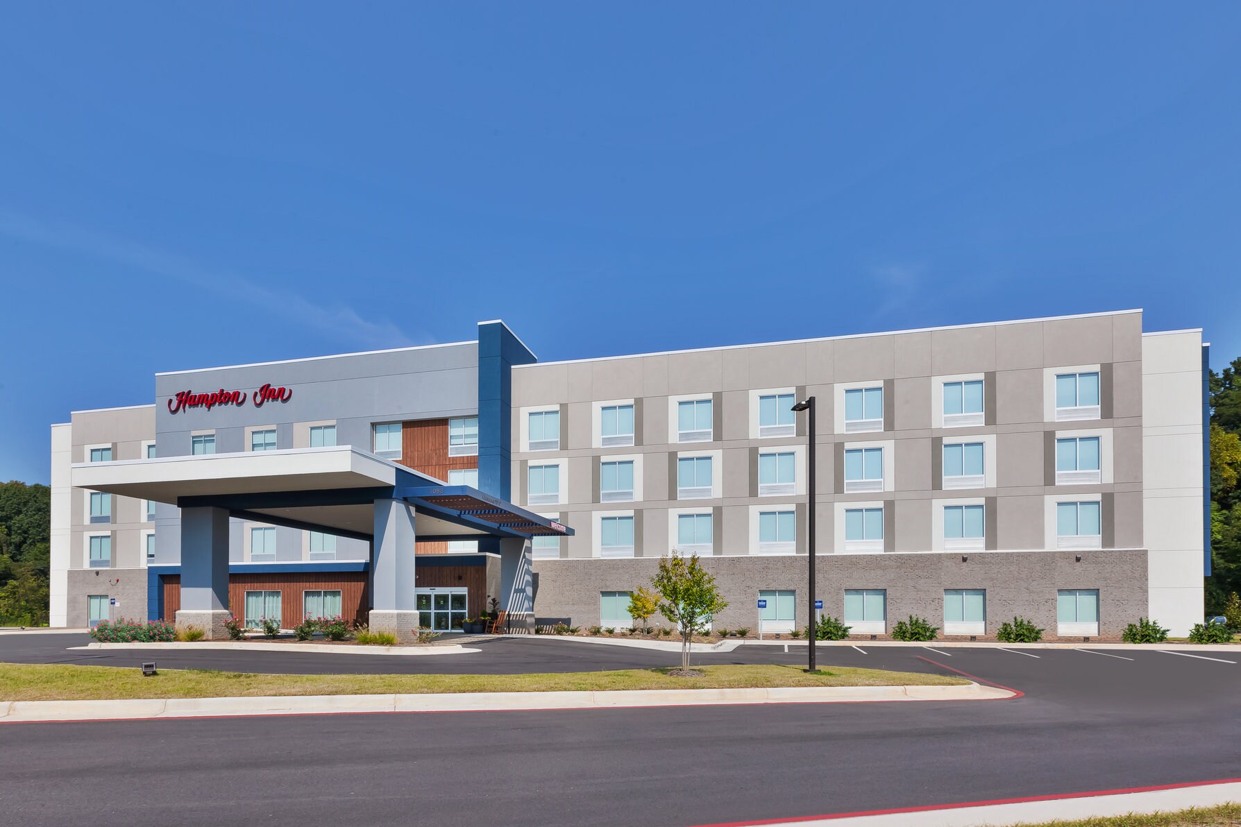 Hampton Inn by Hilton Danville, VA - Tap to explore photos