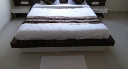 Nexottel Sangam Inn Room Type - Deluxe Room