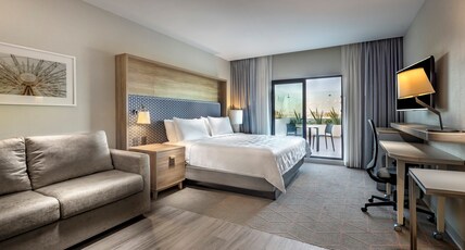 Holiday Inn & Suites Aguascalientes Room Type - Standard Room