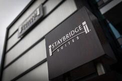 STAYBRIDGE SUITES LONDON-HEATHROW BATH ROAD