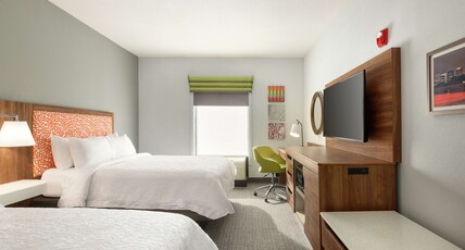 Hampton Inn & Suites by Hilton Houston-Cypress Station Room Type - 2QN MOB HEARING ACC TUB NS