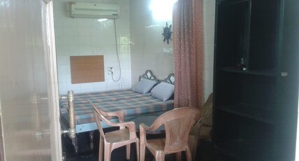 DWARAKALODGE Room Type - TRIPLE ROOM SUIT(A/C)