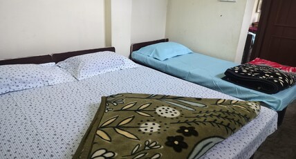 Jai Maa Gange Homestay Room Type - Triple Bedroom with Private Bathroom #1