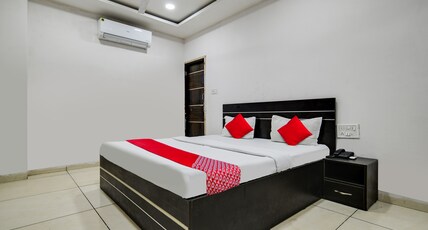 Hotel O Green Park Room Type - Classic