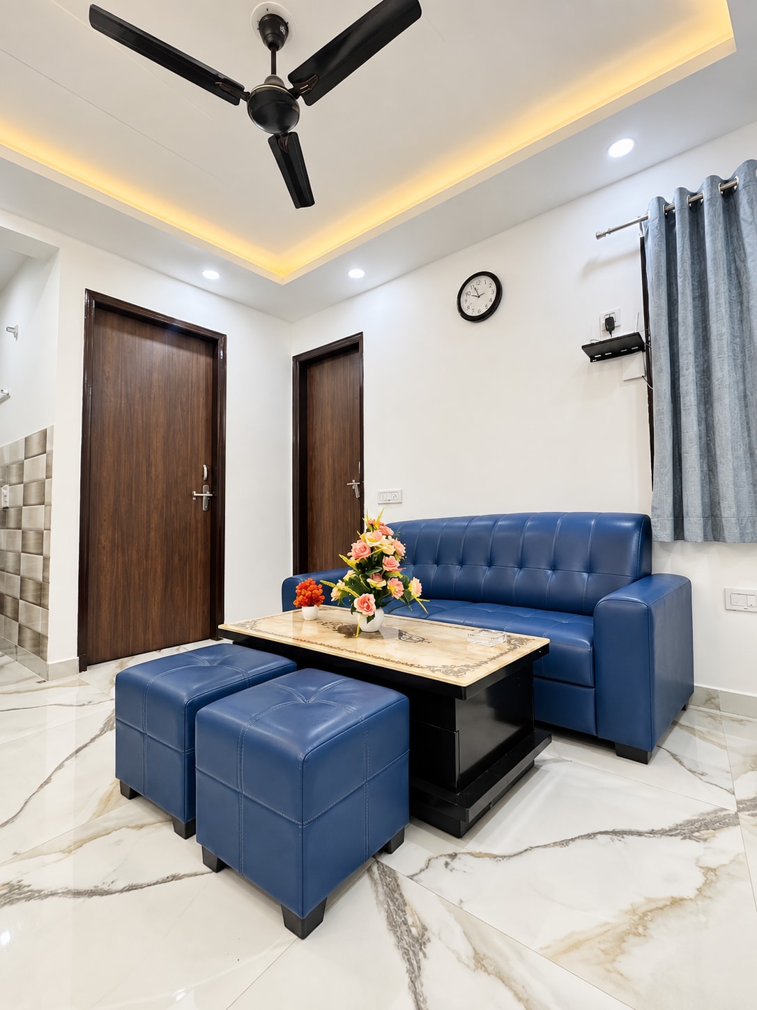 Thehrav Apartments at Mahavir Enclave - Tap to explore photos
