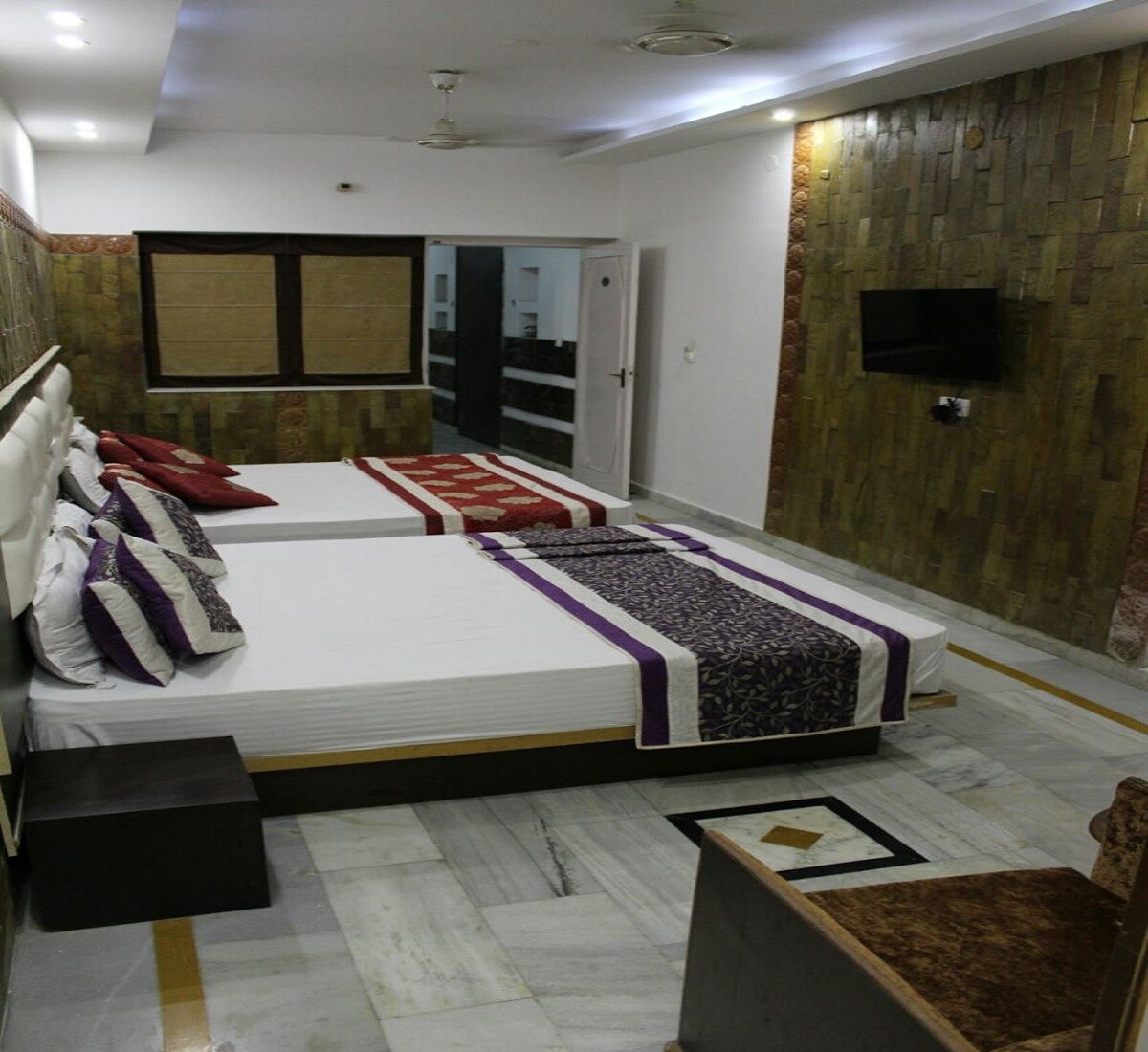 Main gallery