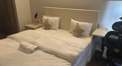 Aravali Hill CherisingBeauty 1BHK CP3Flower Valley Room Type - Bedroom