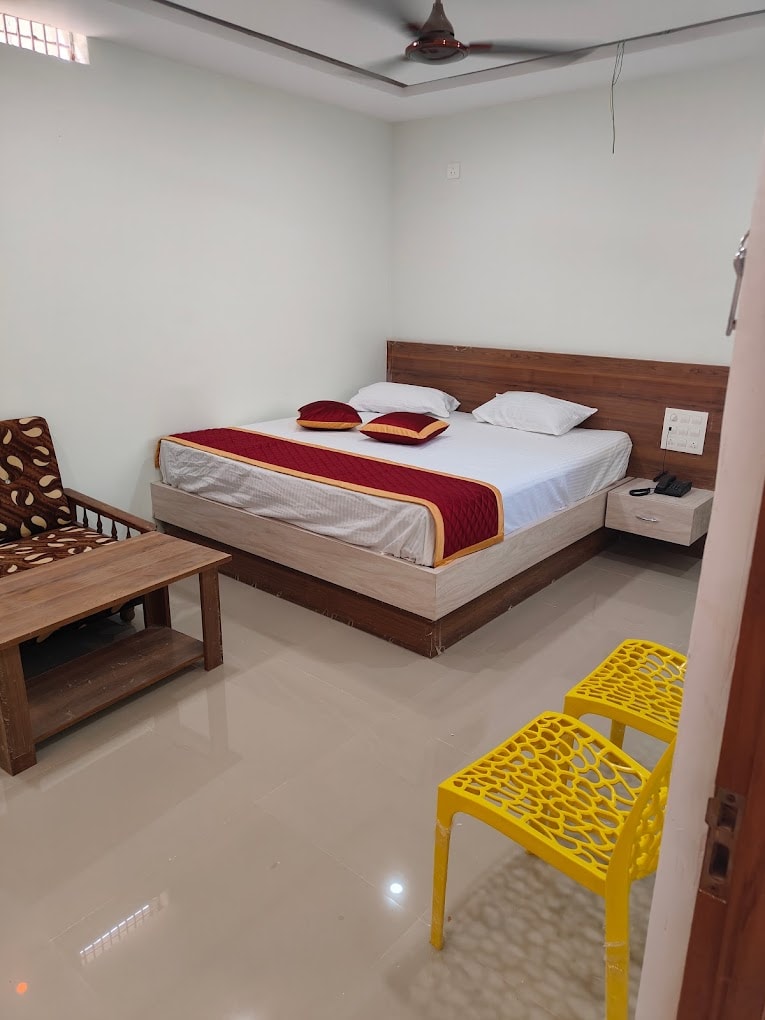 Sapthagiri residency yerragondapalem - Tap to explore photos