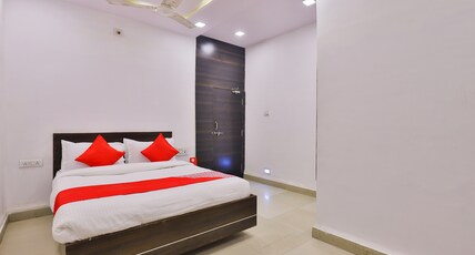 Hotel Tushar Room Type - Classic room