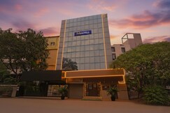 FabHotel Gulshan International - Nr. Peter Cat Park Street