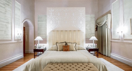 Taj Falaknuma Palace, Hyderabad Room Type - Grand Royal Suite Garden View with Bathtub and Sitout Taj Falaknuma Palace, Hyderabad Room Type - Grand Royal Suite Garden View with Bathtub and Sitout