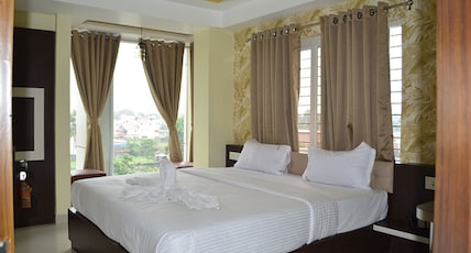 Hotel Cross Over Room Type - EXECUTIVE DELUXE Hotel Cross Over Room Type - EXECUTIVE DELUXE
