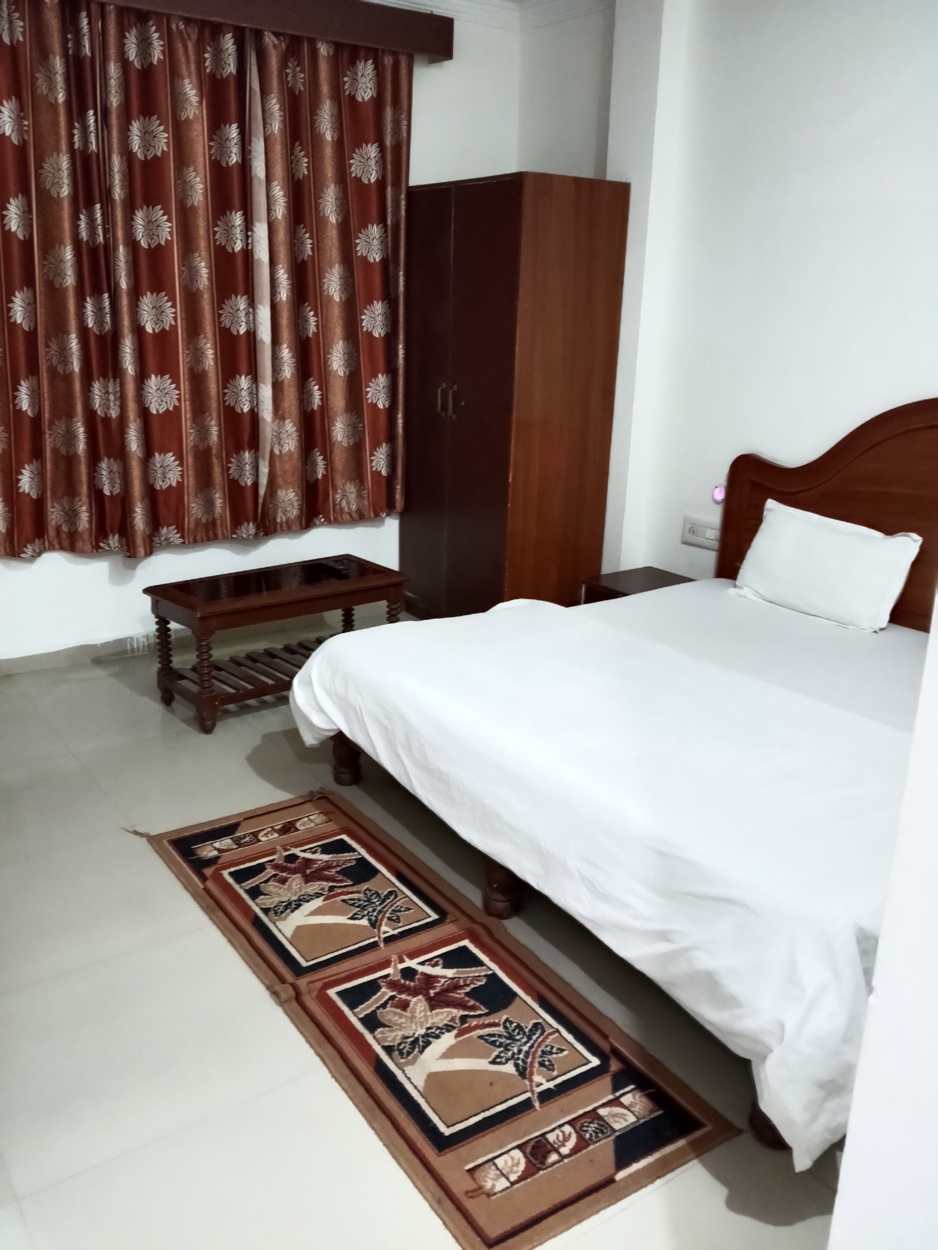 Hotel Lotus India  - Tap to explore photos