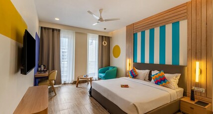 goSTOPS PLUS Rishikesh, Tapovan Room Type - Deluxe Private AC Room with Balcony and Ensuite Bathroom
